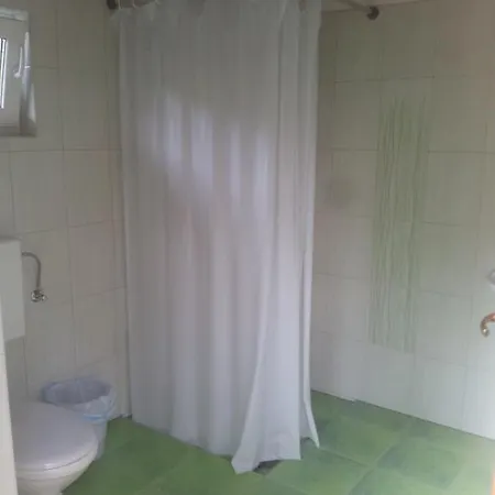 Glamping Zlata Ribica Idrija pri Baci