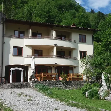 Glamping Glamping Zlata Ribica Idrija pri Baci