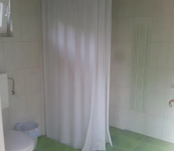 Glamping Zlata Ribica Idrija pri Baci